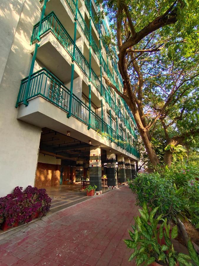 Bougainvilla Apartment Surat Ngoại thất bức ảnh